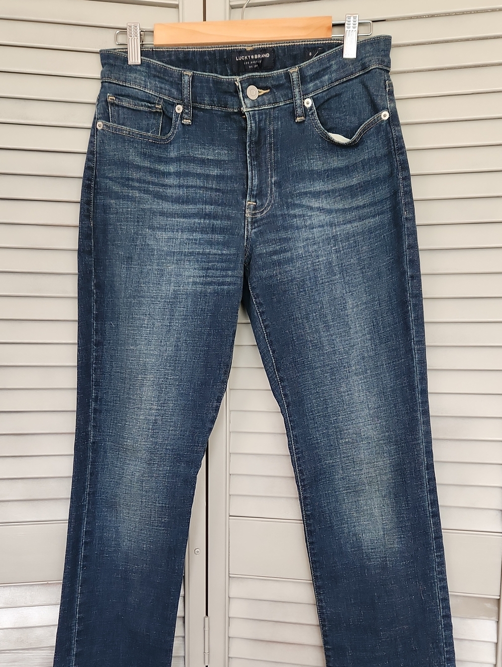 Lucky Brand Mid Rise Straight Sweet Denim Jeans Medium Wash Blue